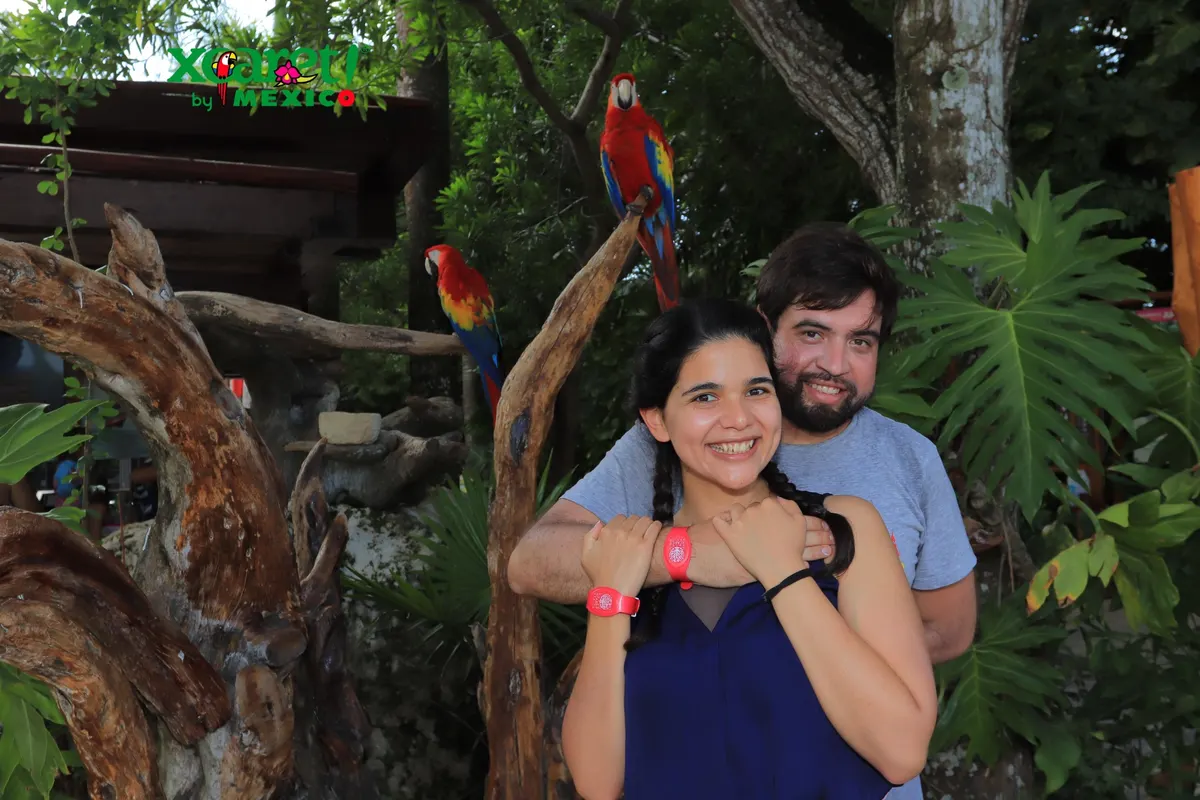 Emma y Gabo, fundadores de Xplovers